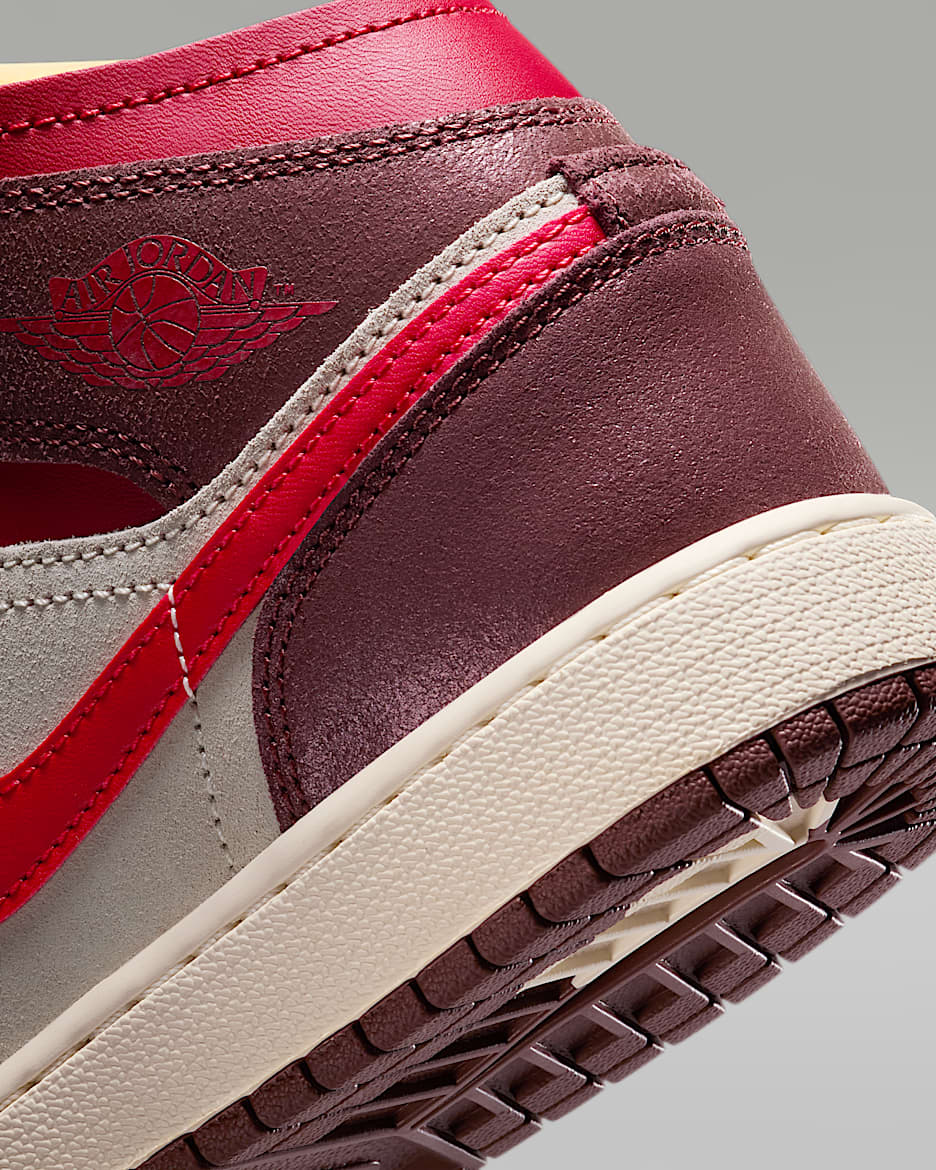 NIKE公式】エア ジョーダン 1 MID SE ジュニアシューズ.オンラインストア (通販サイト)